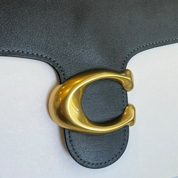 Large Coach 35 Tabby Chain Black Leather With Gold Hardware - Picture 14 of 16